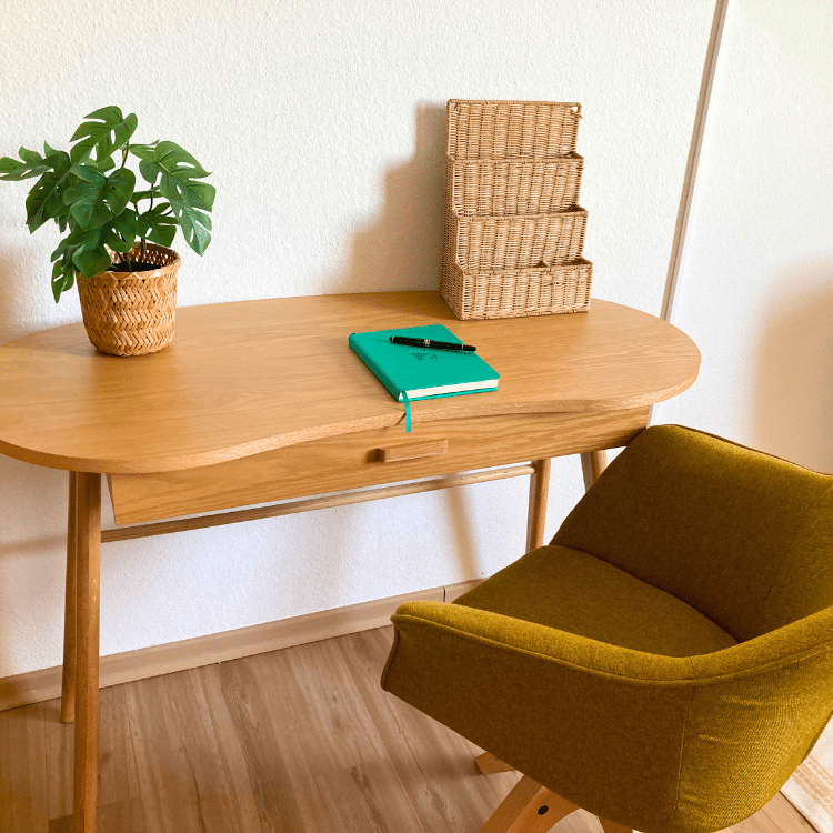 Ferienwohnung Maximilianpark Hamm - Arbeitsplatz Schlafzimmer 1